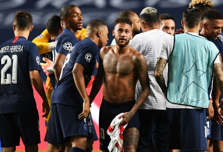 VIDEO: Neymar 'quậy tung trời' mừng lần đầu PSG vào chung kết C1