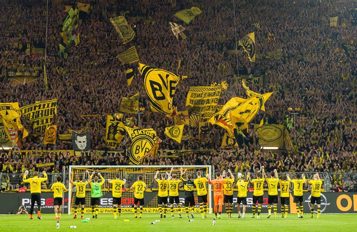 Khai màn Bundesliga, Dortmund làm điều cả Premier League mơ ước