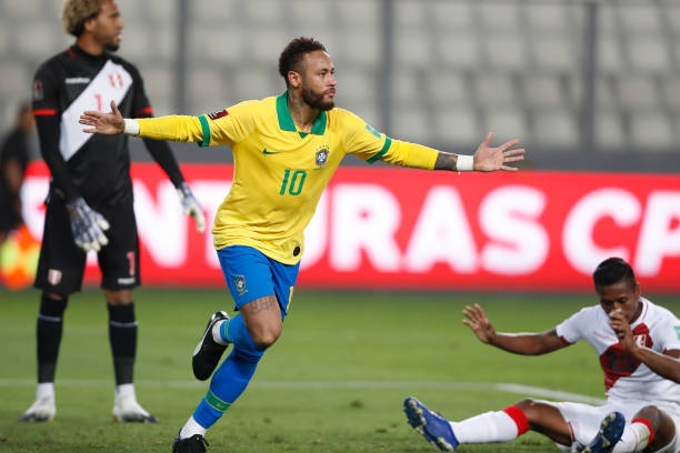 Neymar tỏa sáng rực rỡ với cú hattrick, Brazil vượt ải Peru