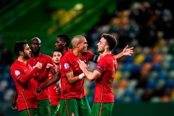 Vắng Ronaldo, Bồ Đào Nha đại thắng nhờ dàn sao Premier League