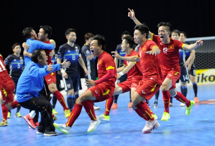 VIDEO: Ngày này năm xưa - Việt Nam đánh bại Nhật Bản giành vé dự World Cup