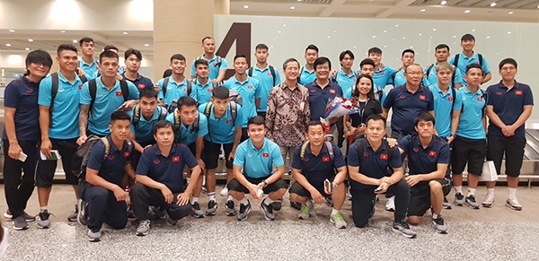 VIDEO: Đội tuyển Việt Nam đã có mặt tại Bali, Indonesia