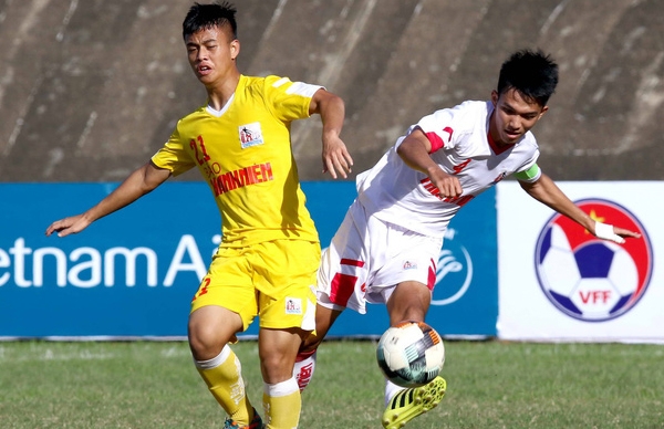U21 Hà Nội vượt qua U21 TP. HCM nhờ bàn thắng muộn