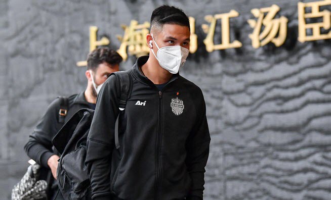 Cầu thủ Buriram United thận trọng khi nhập cảnh Trung Quốc
