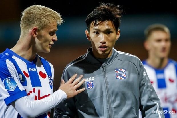 Hàng loạt đồng đội trẻ của Văn Hậu bị Heerenveen cắt hợp đồng