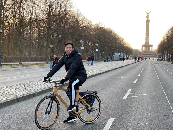 VIDEO: Nhàn rỗi thời đại dịch, Đoàn Văn Hậu đi xe đạp để thư giãn