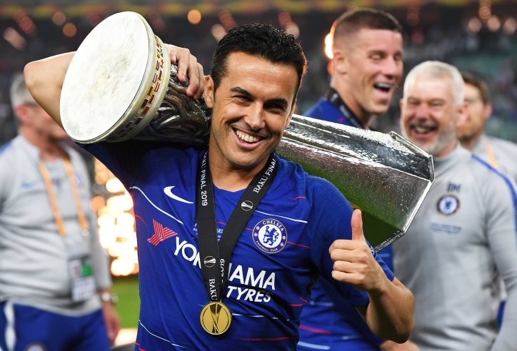 Vô địch Europa League, Pedro lập kỷ lục vô tiền khoáng hậu