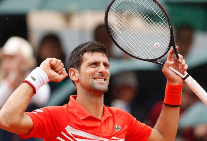 Đẳng cấp lên tiếng, Djokovic dễ dàng giành vé vào bán kết Roland Garros
