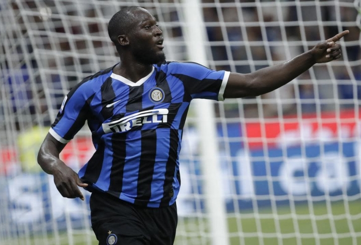 Lukaku tỏa sáng giúp Inter dẫn đầu Serie A