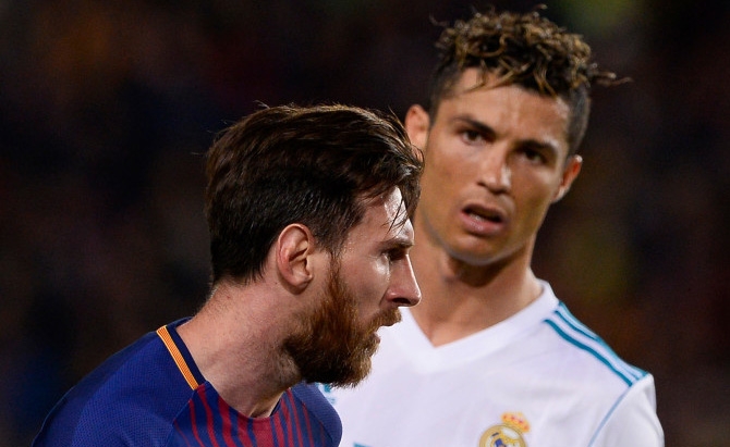 Ronaldo vs Messi: Là bạn hay là thù?