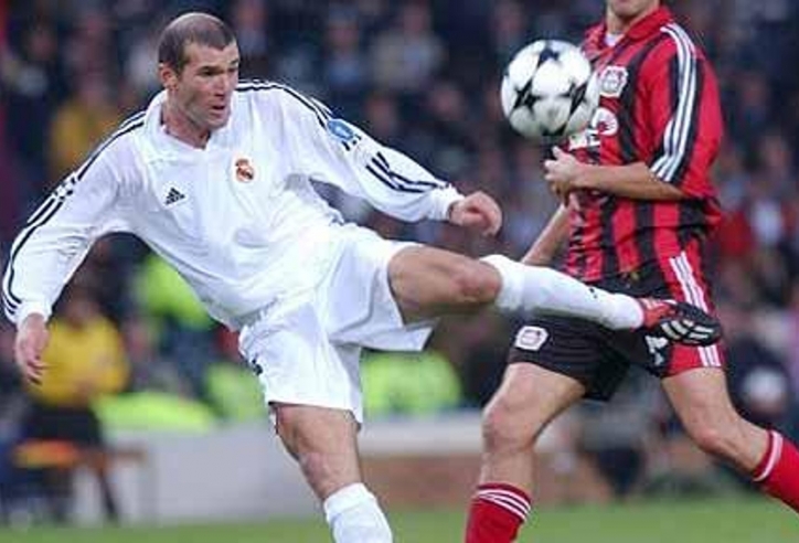 VIDEO: Siêu phẩm vô-lê kinh điển nhất mọi thời đại của Zidane