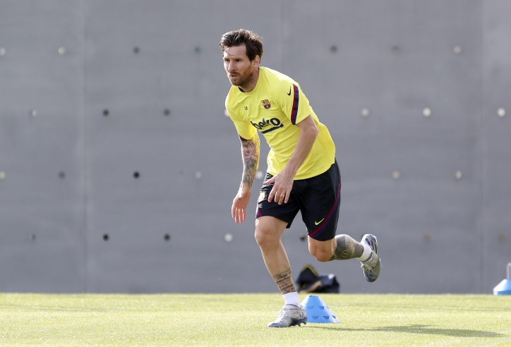 VIDEO: Messi chính thức tái xuất bóng đá sau Covid-19