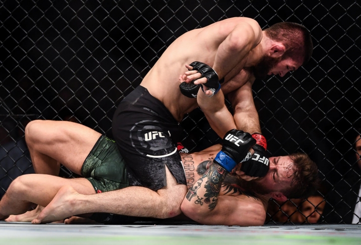 VIDEO: Tại sao 'đại bàng Nga' vô đối ở UFC?