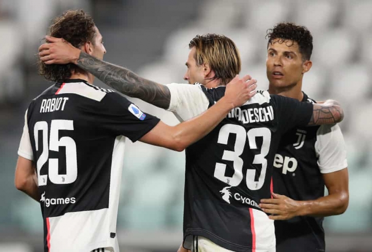Ronaldo rực sáng, Juventus chính thức vô địch Serie A