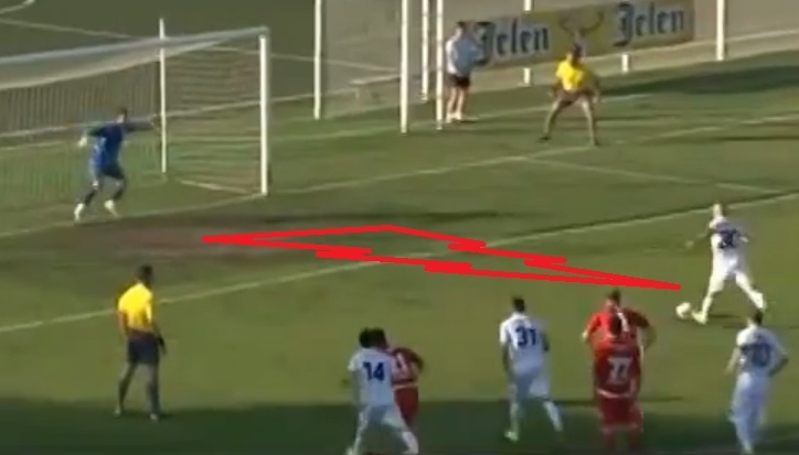 VIDEO: Đã tìm ra cú đá penalty thảm họa nhất mọi thời đại