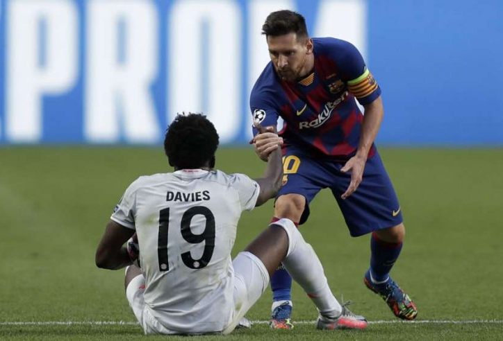 Sao Bayern Munich: 'Messi khó chịu và không đổi áo cho tôi'