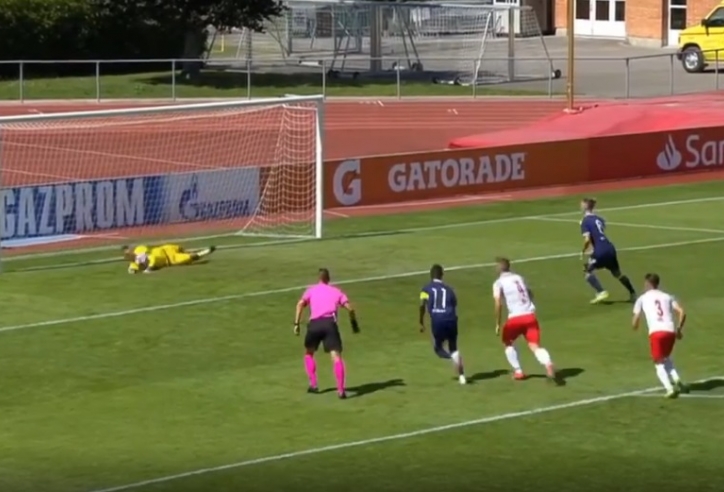 VIDEO: Cầu thủ Lyon đá hỏng 3 quả penalty liên tiếp