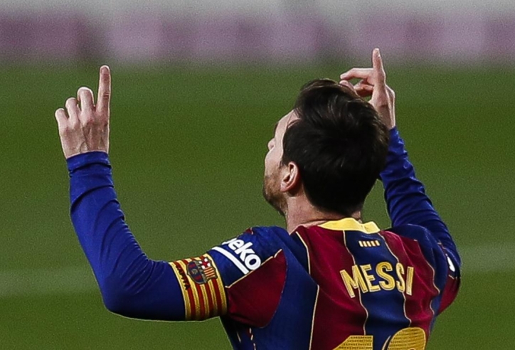 Messi xác lập cột mốc thế kỷ