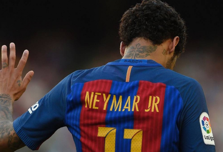 Barca tính kiện Neymar để đòi tiền