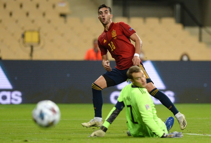 Torres lập hat-trick, Tây Ban Nha hủy diệt Đức 6-0