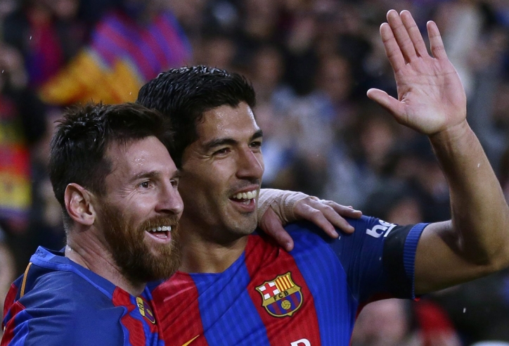 Suarez: 'Tôi đau lòng vì Messi'