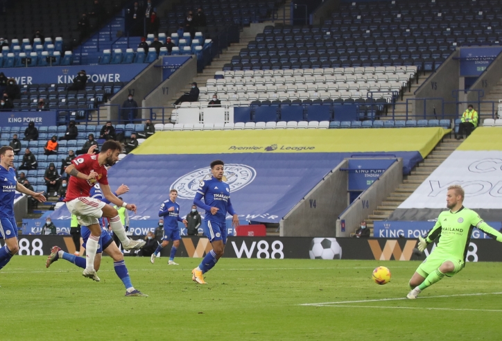 Video bàn thắng Leicester 2-2 MU: Mưa bàn thắng ngày Lễ tặng quà