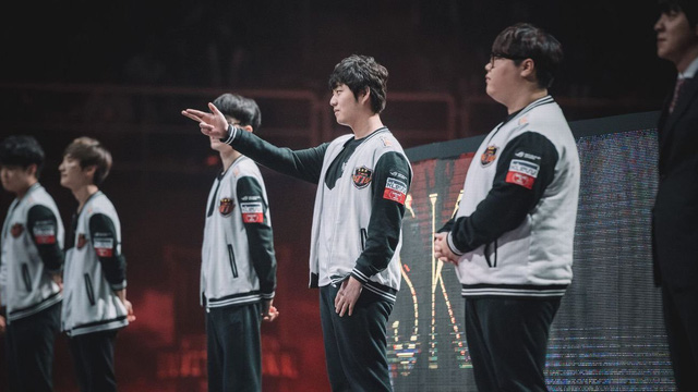 ESPN đưa tin: Bang sẽ khoác màu áo đội tuyển 100 Thieves trong mùa giải 2019?