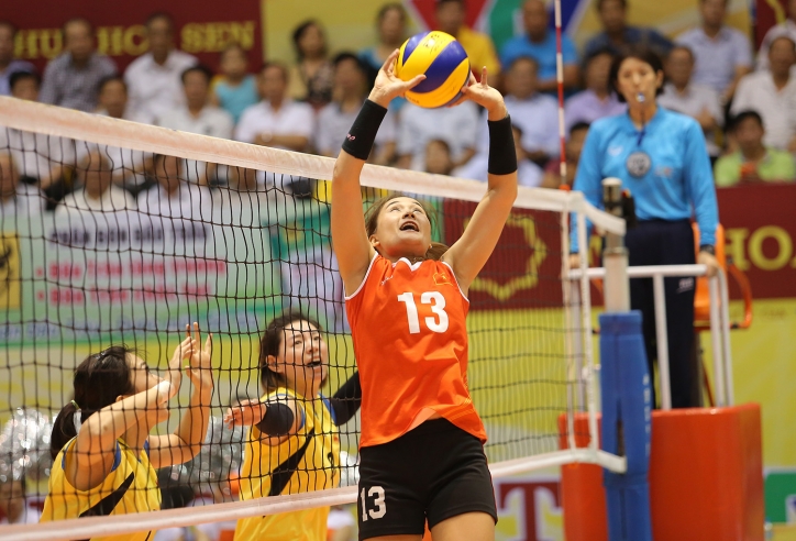 Tuyển nữ Việt Nam lên đường tham dự giải vô địch châu Á