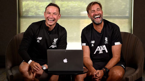 Klopp sẽ chỉ đạo trận đấu tới của Liverpool qua laptop