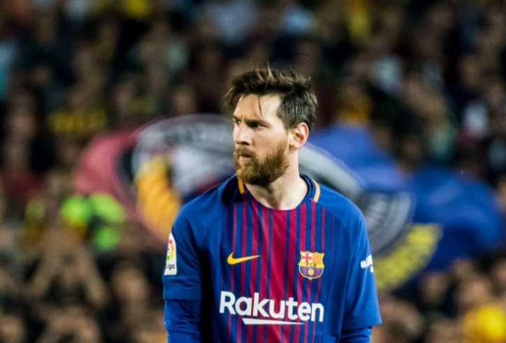 Messi ra yêu sách 'không tưởng' để ở lại Barca