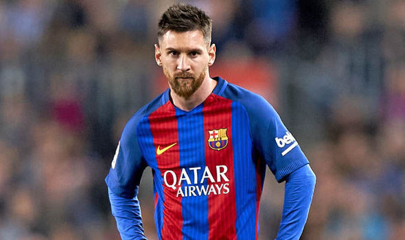 HLV Sarri úp mở về thương vụ mua Messi 