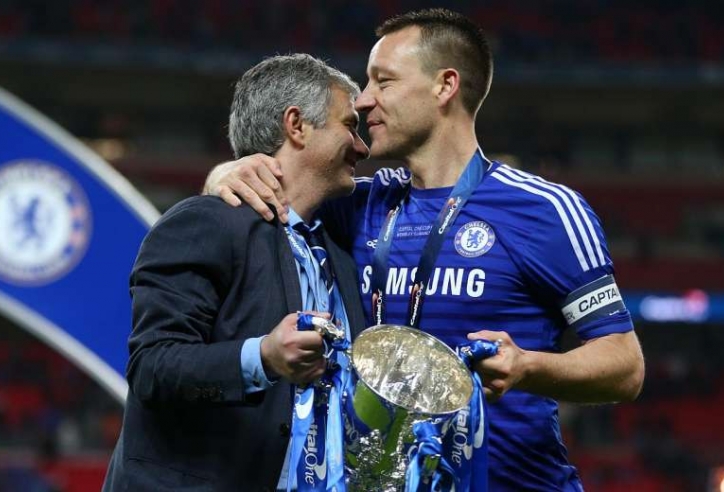 John Terry: 'Mourinho có thể đoán trước tương lai'