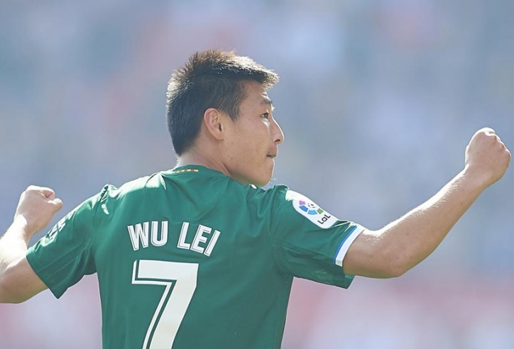 'Ronaldo Trung Quốc' được khen hiệu quả gấp 6 lần Messi