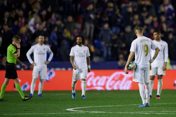 Thua sốc, Real đánh mất ngôi đầu La Liga