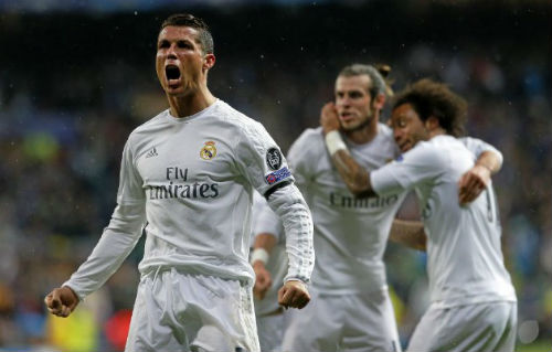 VIDEO: Ngày Ronaldo giải cứu Real trước 'tử thần' Wolfburg