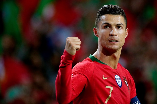 Ronaldo giúp đỡ hàng nghìn người tại Bồ Đào Nha
