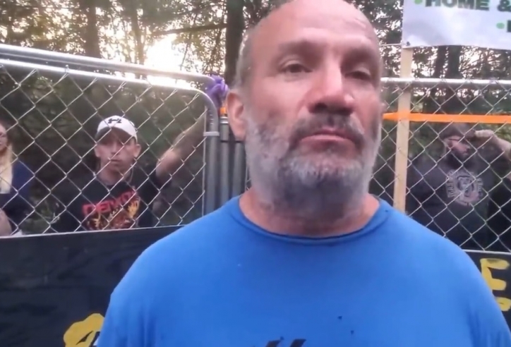 VIDEO: Cụ già U60 đấm gục võ sĩ MMA trẻ tuổi