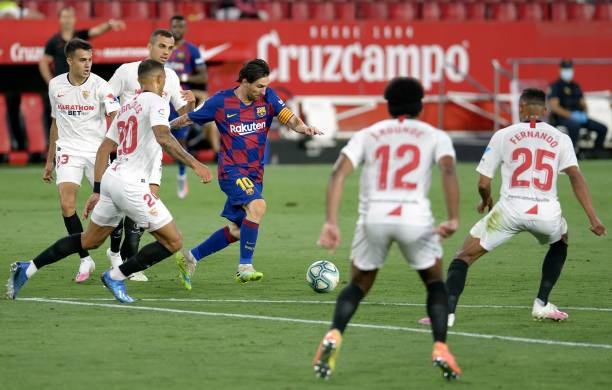 Messi tịt ngòi, Barca hòa bạc nhược Sevilla