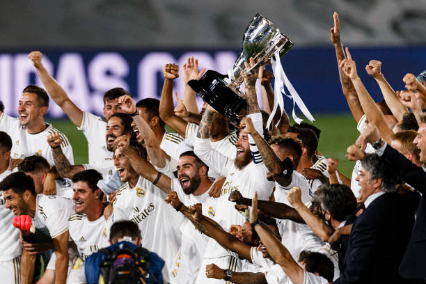 Real Madrid lập hàng loạt kỳ tích ngày vô địch La Liga