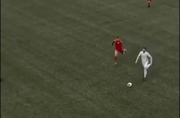 VIDEO: Xuất hiện 'bản sao Gareth Bale' trên sân nghiệp dư