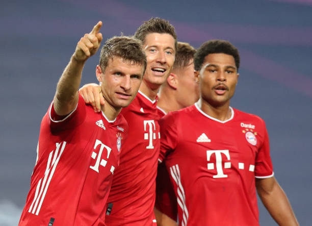 Bayern giúp 1 đội bóng CHÍNH THỨC dự vòng bảng Cúp C1 2020/21