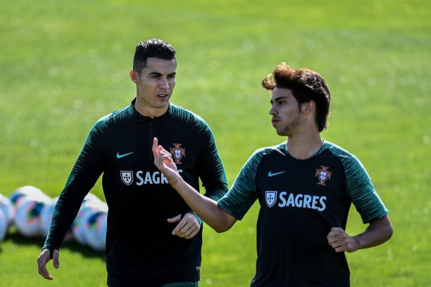 Từ bỏ Sancho, MU mua cầu thủ đắt giá nhất Bồ Đào Nha