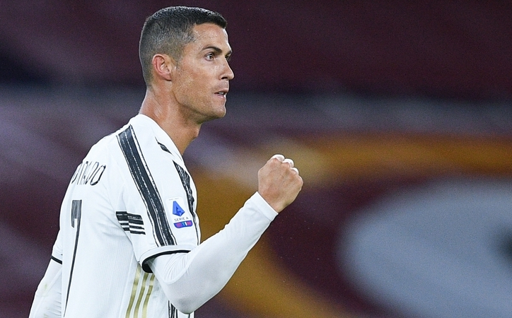 Cristiano Ronaldo chính thức trở lại sân cỏ