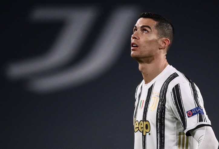 Sếp lớn xác nhận tương lai Ronaldo sau khi Juve bị loại khỏi C1
