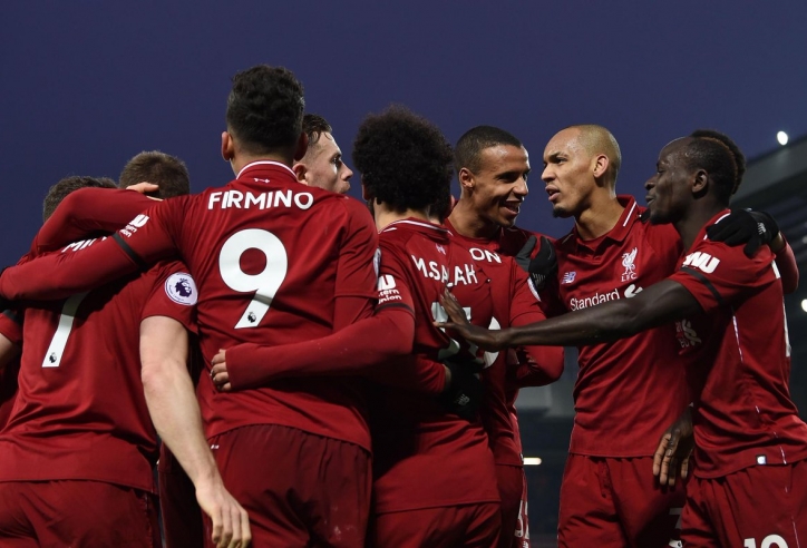 Thắng nghẹt thở Crystal Palace, Liverpool giữ vững ngôi đầu