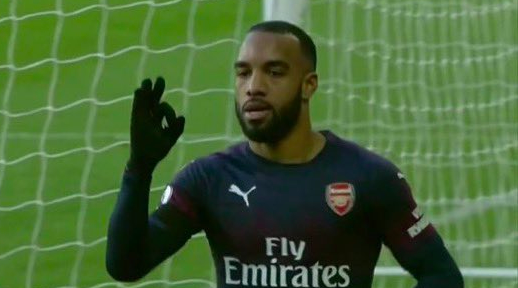 VIDEO: Lacazette dễ dàng ghi bàn thắng thứ 2 cho Arsenal