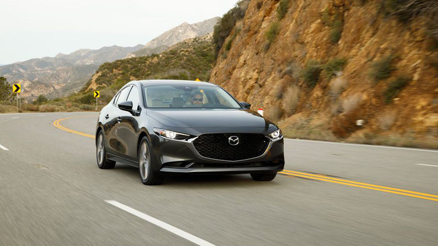 Chi tiết Mazda 3: Giá bán & thông số kĩ thuật
