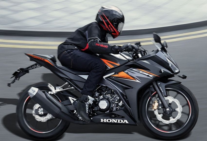 Honda CBR150R 2019 ra mắt, giá chỉ từ 52 triệu đồng