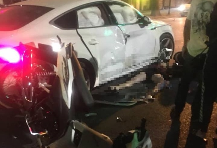 Hai xe đua tông Audi bung túi khí khiến 1 người tử vong