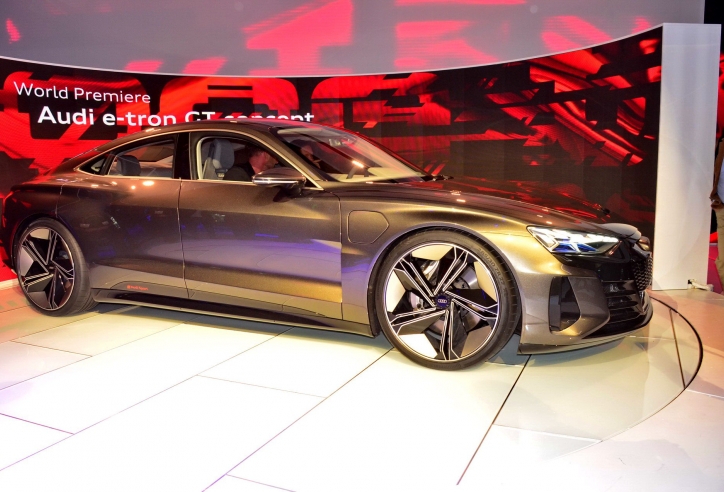 Audi ra mắt mẫu sedan thể thao chạy điện cực mạnh